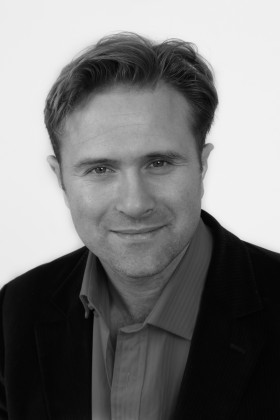 Robert Sholl publicity photo