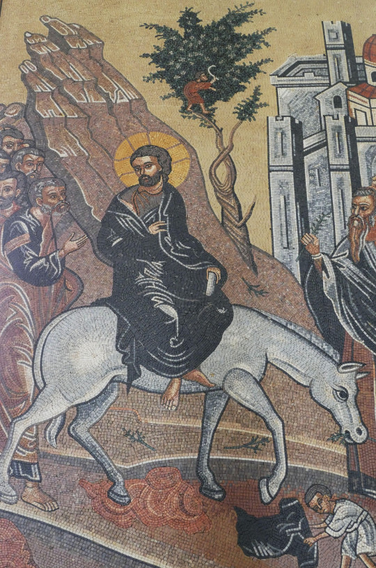 falco-mosaic-4124646_1920