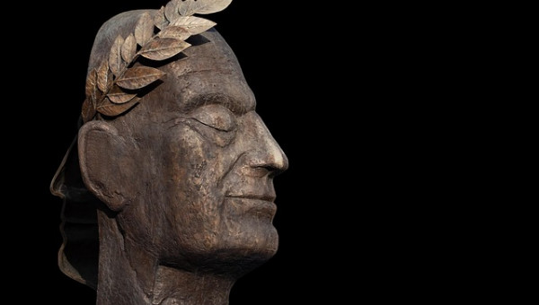 sculpture-3357150_640