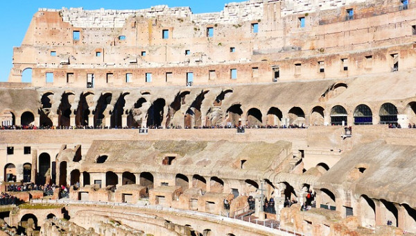 coliseum-601755_640