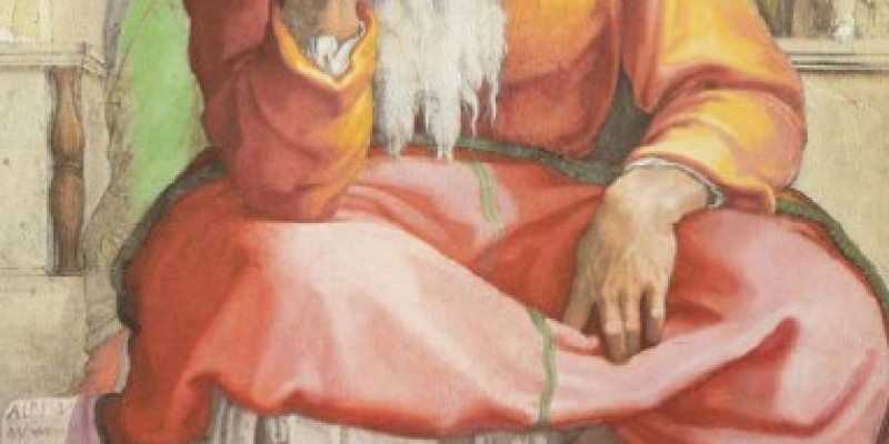 352